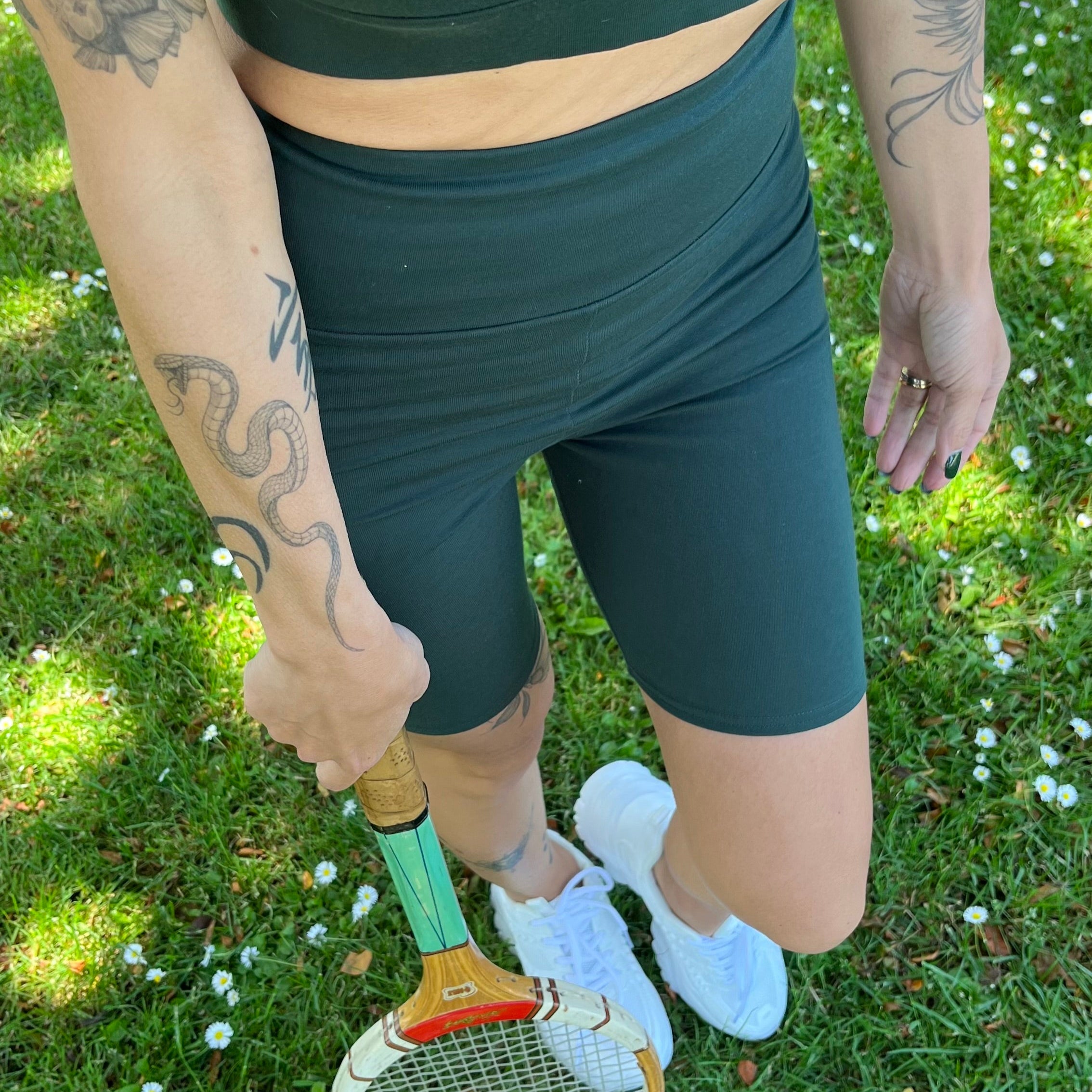 OUT OF THE BOX Divine Bike Shorts | Azalea in S + M - Downtown Betty
