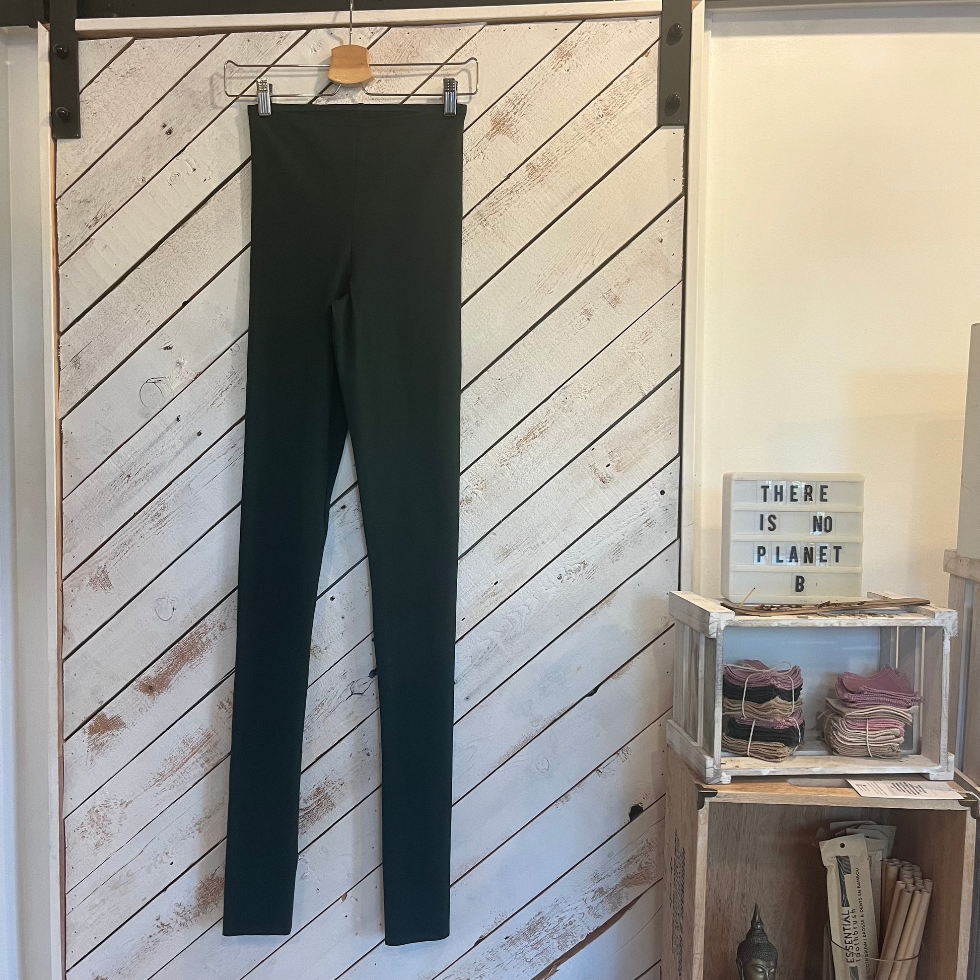 The Divine x 95 Leggings - Downtown Betty