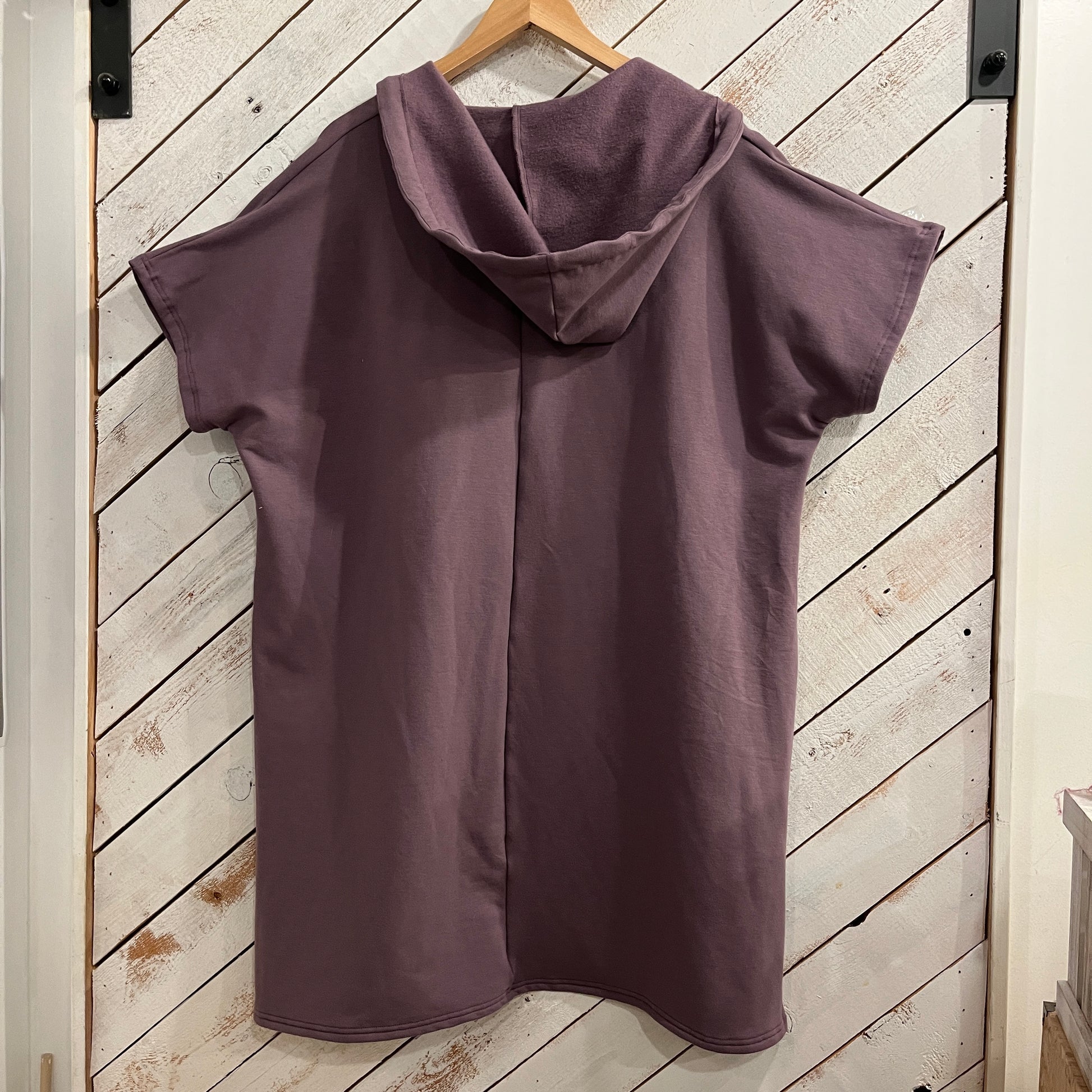 Aprés All Day Sauna Poncho - Men's - Downtown Betty