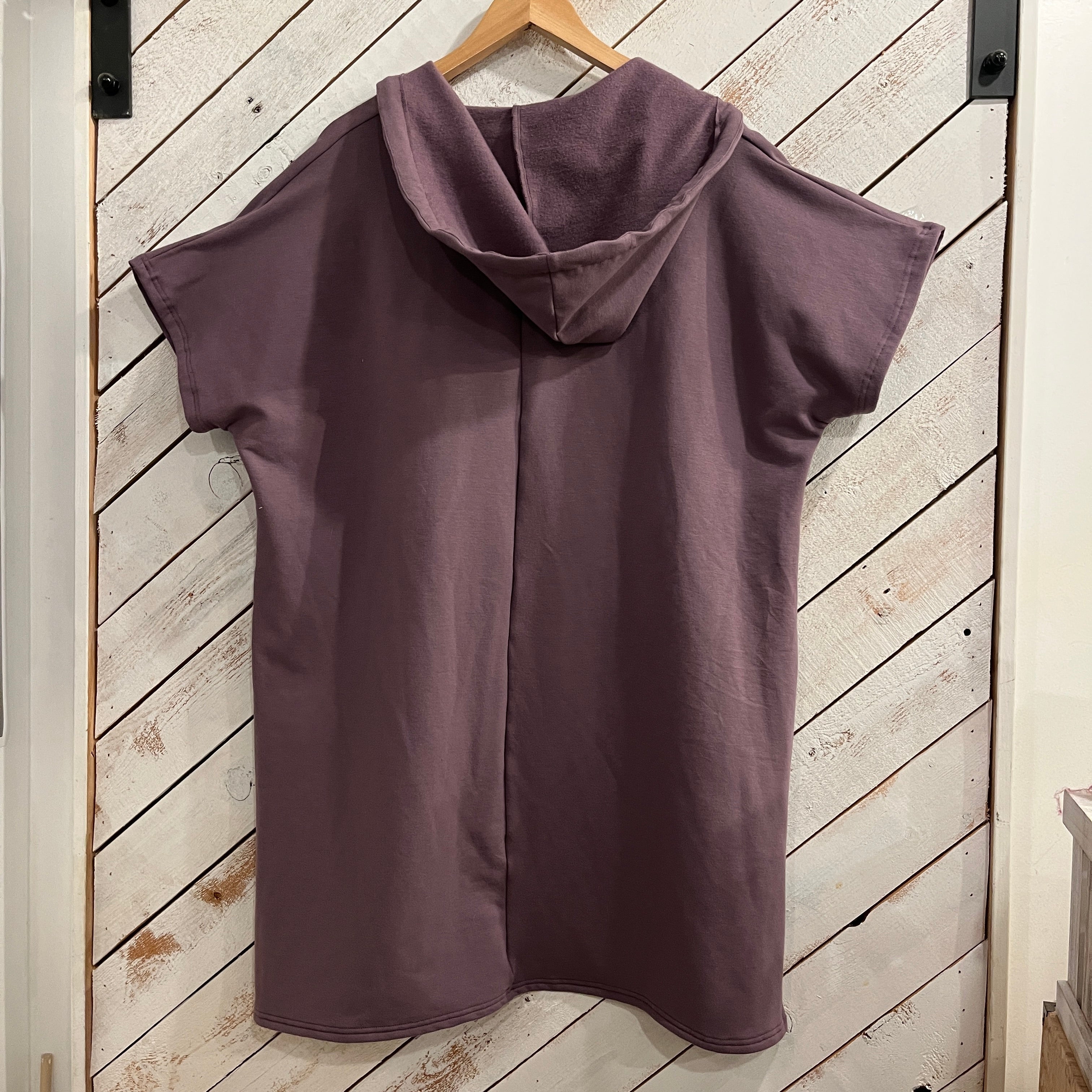Aprés All Day Sauna Poncho - Men's - Downtown Betty