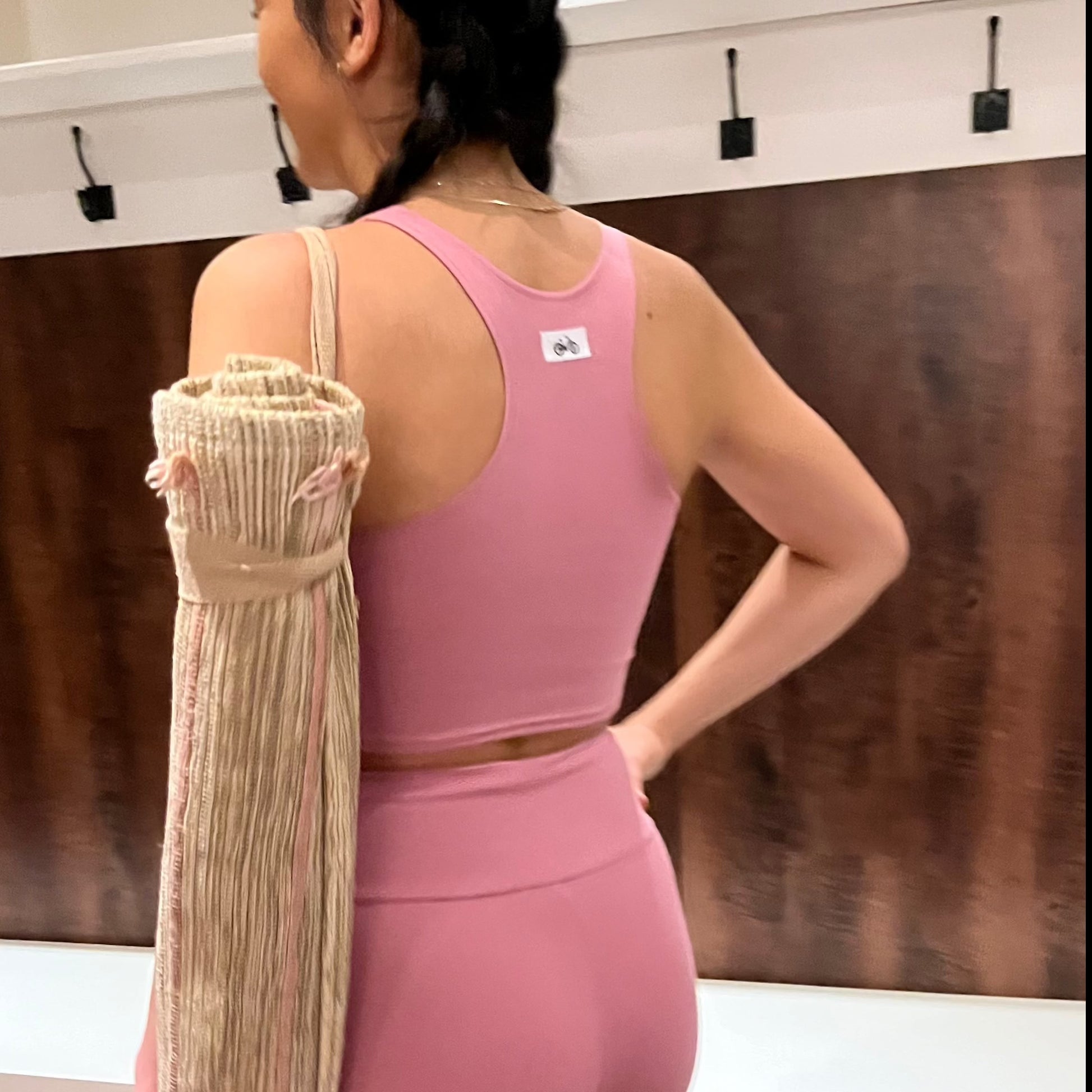 Out of the Box SALE Divine Ankle Grazer Leggings | Azalea in S - Downtown Betty
