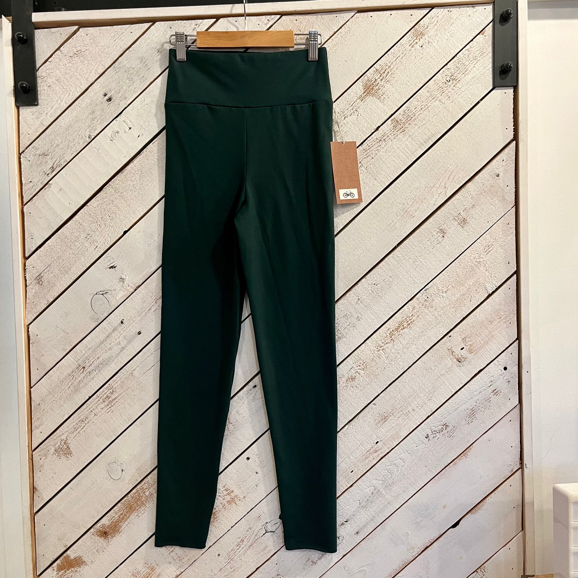 Out of the Box SALE Divine Ankle Grazer Leggings | Azalea in S - Downtown Betty