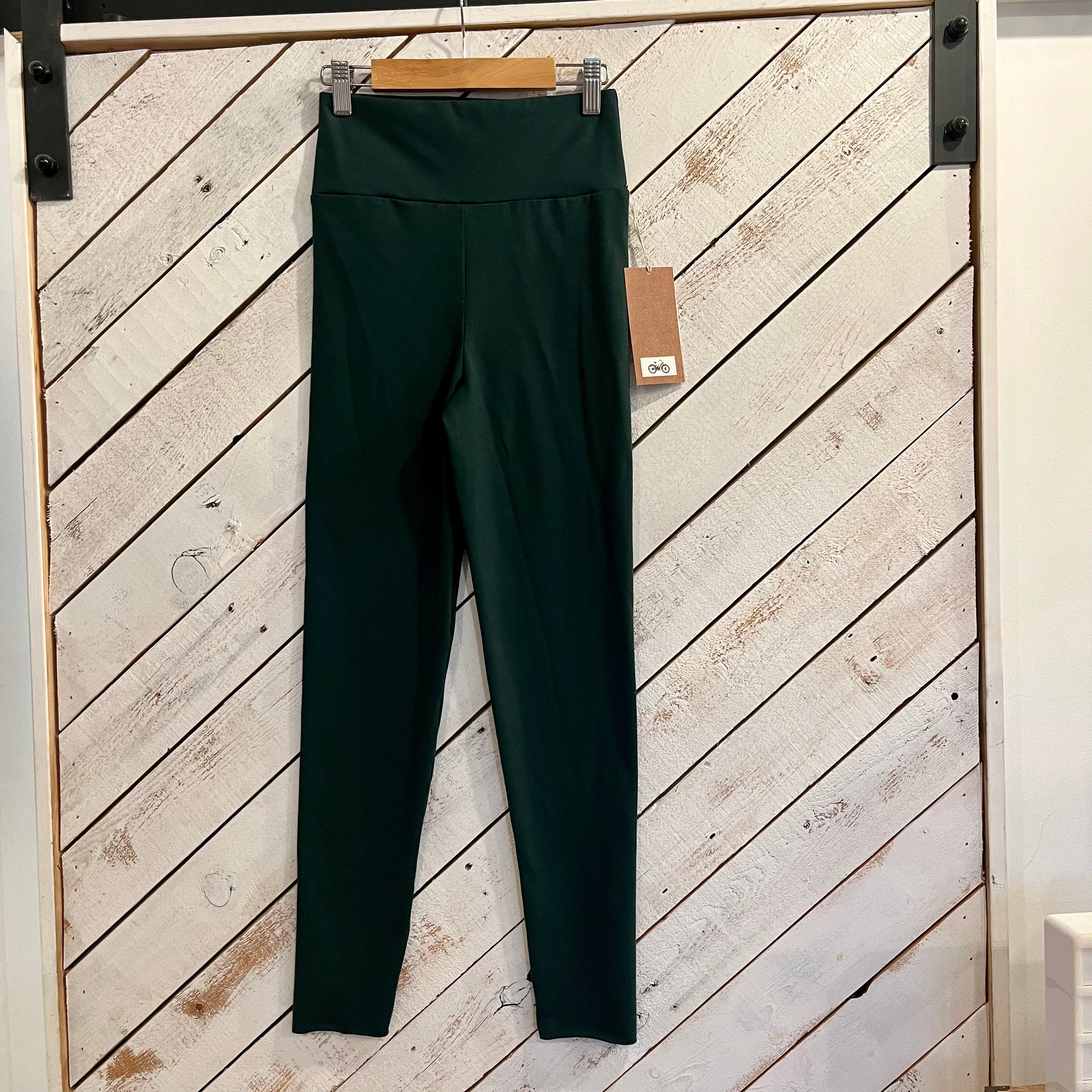Out of the Box SALE Divine Ankle Grazer Leggings | Azalea in S - Downtown Betty