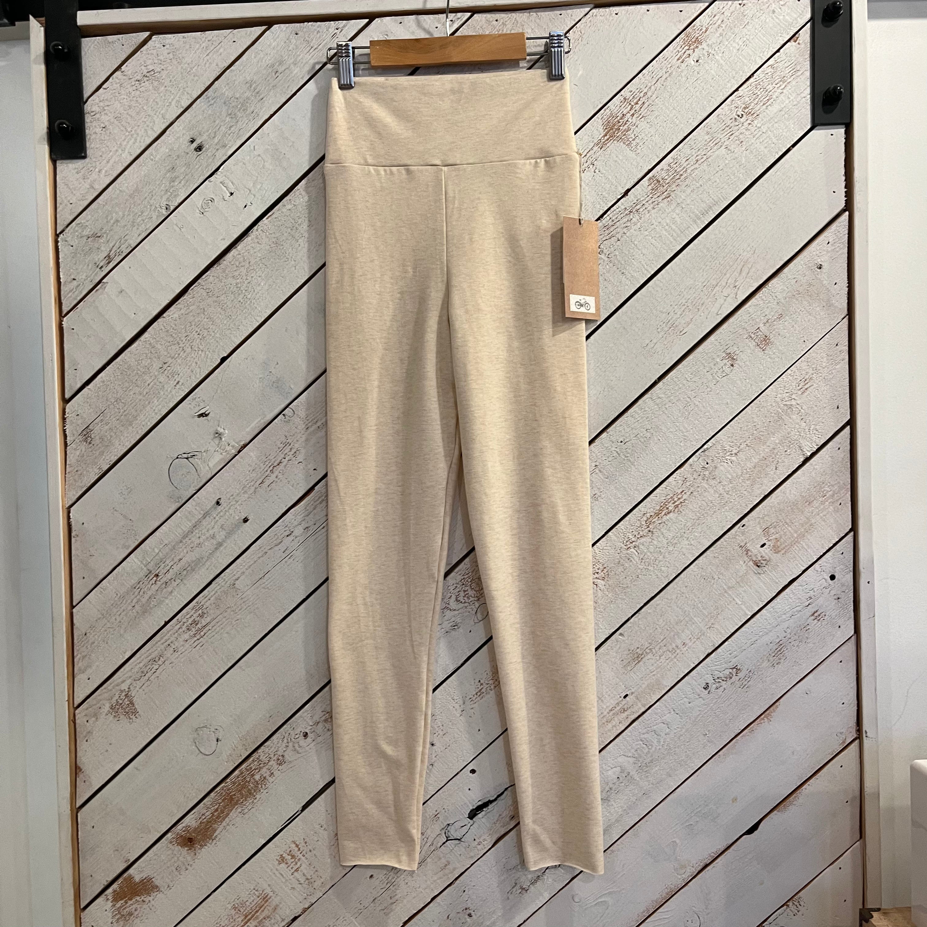 Out of the Box SALE Divine Ankle Grazer Leggings | Azalea in S - Downtown Betty