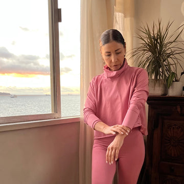 Boxy Crop Turtleneck - Downtown Betty
