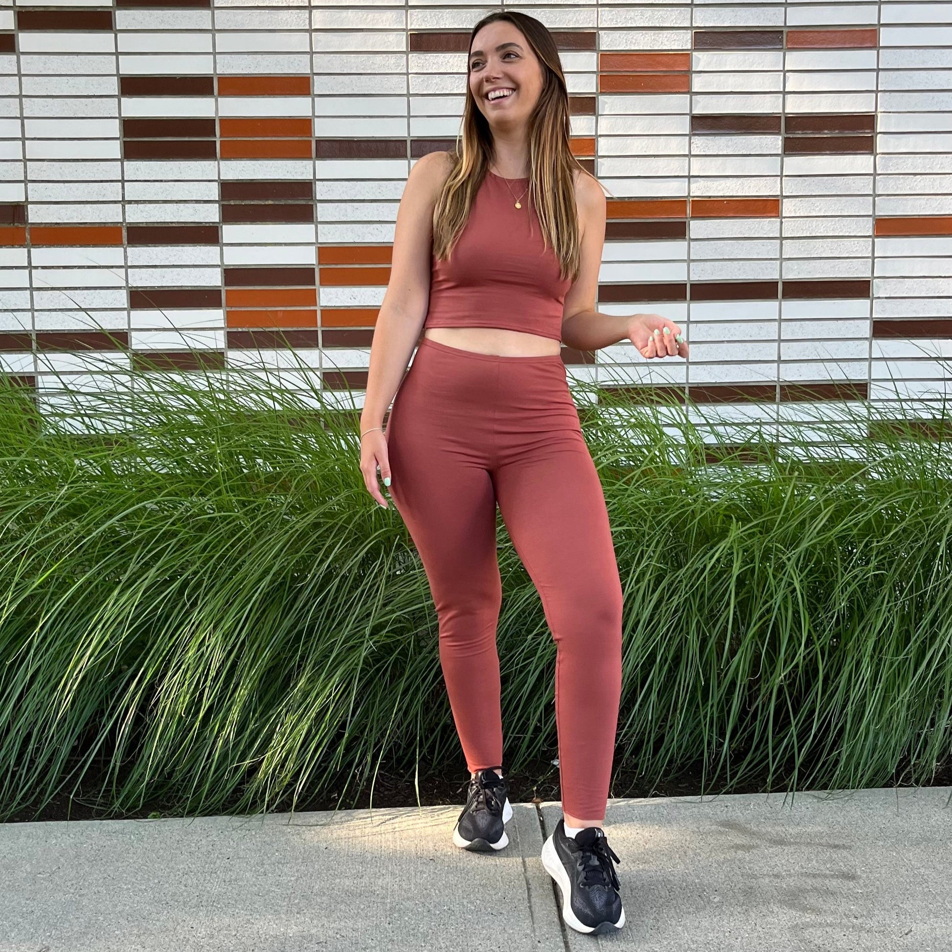 Ankle Grazer Leggings - Downtown Betty