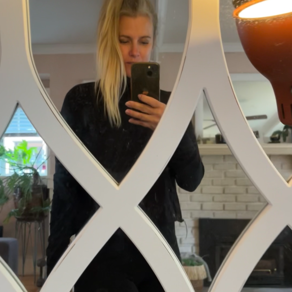 Boxy Crop Turtleneck - Downtown Betty