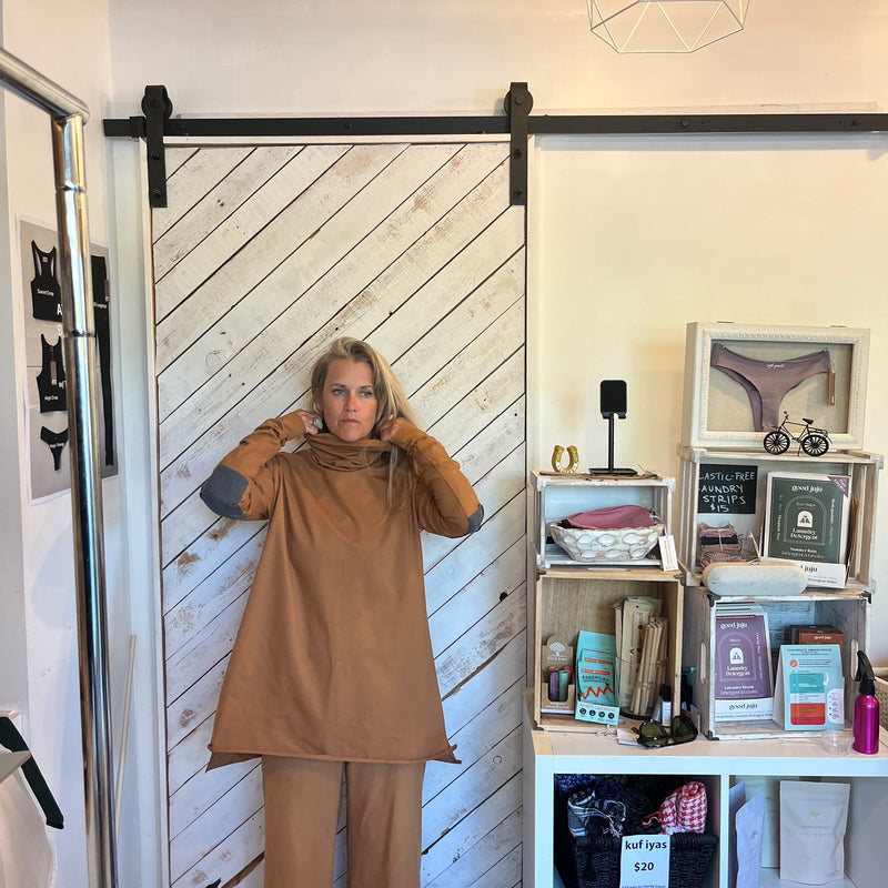 Rumi Turtleneck - Downtown Betty