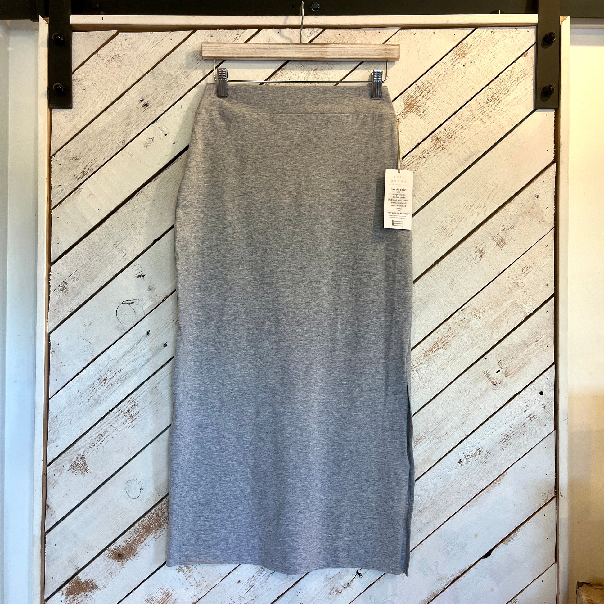 Temple Skirt - Downtown Betty